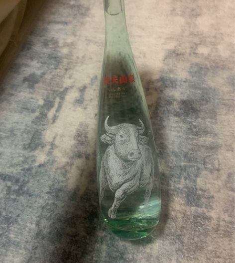 花瓶现货 玻璃花瓶（空瓶） 农夫山泉虎年金...