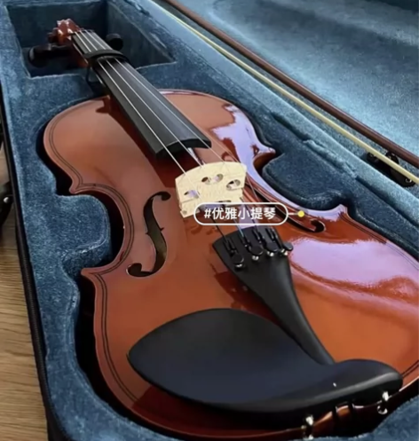 个人急出几乎全新的4/4小提琴,音乐教师朋友送了几个,几乎没... 个人急出几乎全新的4/4小提琴,音乐教师朋友送了几个,几乎没...