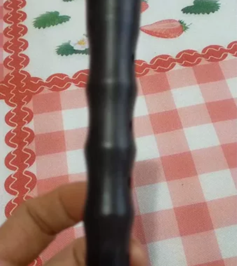 紫光檀降E锁呐杆，无睱呲无裂痕，大头直径2...