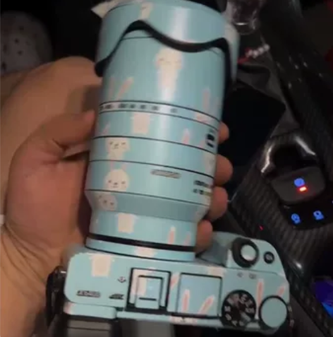 索尼微单相机A6400L  2月份买的 买...