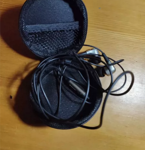 漫步者有线耳机H230P，送耳机包，耳机可...
