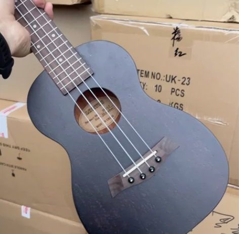 23寸全木质尤克里里亏本清仓特价包邮，新疆...