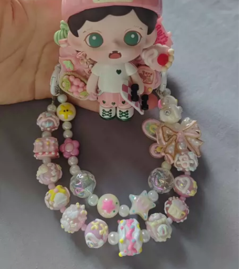 捣蛋日记 滑板酷妹背夹全新未使用满手绘，实...