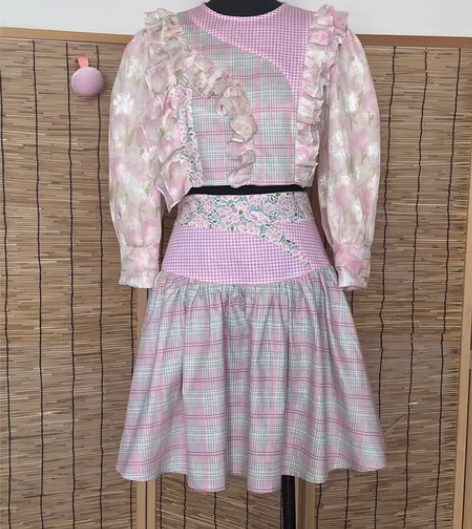 【出】服装设计成衣作品 总共四套 含（灵感...