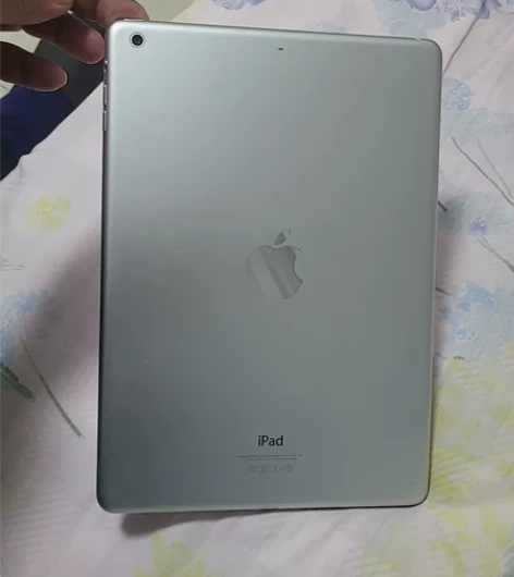 iPad Air1WiFi版 闲置16g裸...