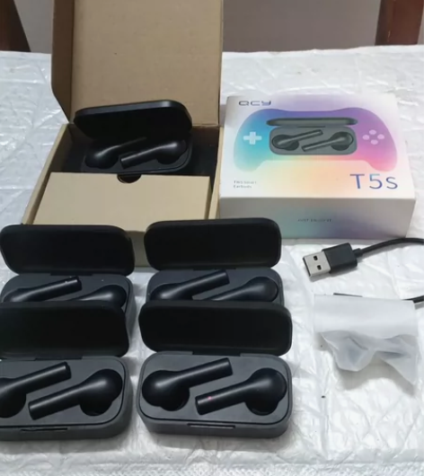 qcy5s蓝牙耳机，当充电仓处理，充电仓全...