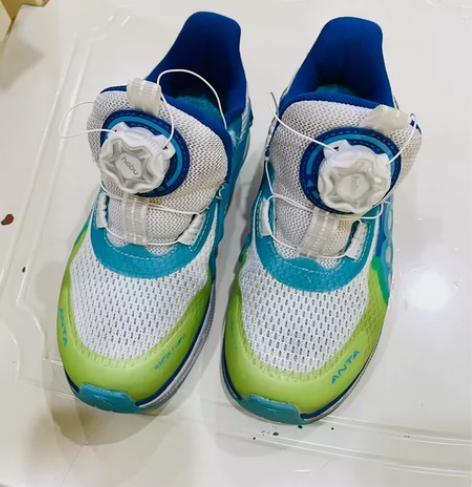 安踏男童运动鞋，码数32，内长200cm，...