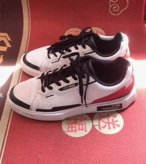 #潮流运动鞋 44码特步男鞋轻便休闲运动板...