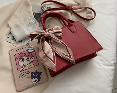 女士小包包女包2021新款高级感秋季单肩斜...