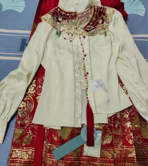 只穿过一次  原包装盒还在 感兴趣的话点“...