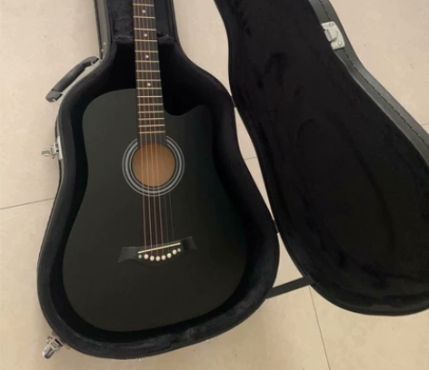 原价1600多的吉他几乎全新吉他便宜出，很...