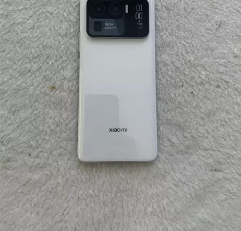 小米11Ultra，12+256，成色嘎嘎...
