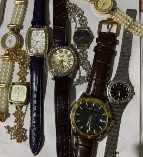 卡地亚山度士专用橡胶带 尺寸：21×18m...