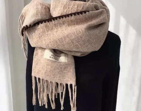 韩国压皱格纹长流苏仿羊绒围巾亲肤加厚保暖学...