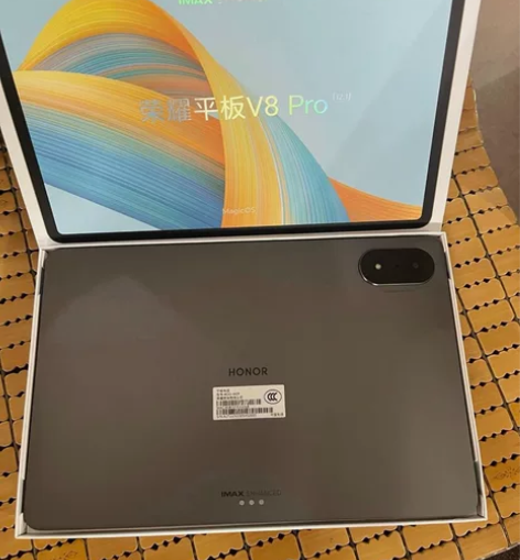 荣耀平板V80pro 99新，全套配件齐全...