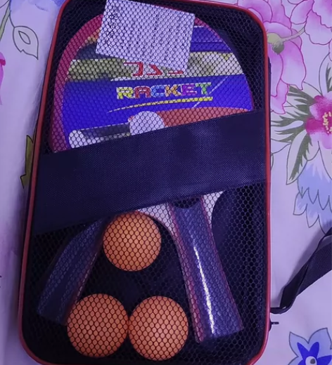 全新未拆封的乒乓球 个人比较喜欢羽毛球，买...