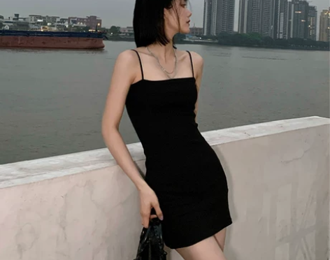 带胸垫修身打底内搭吊带裙女秋冬夜店性感辣妹...