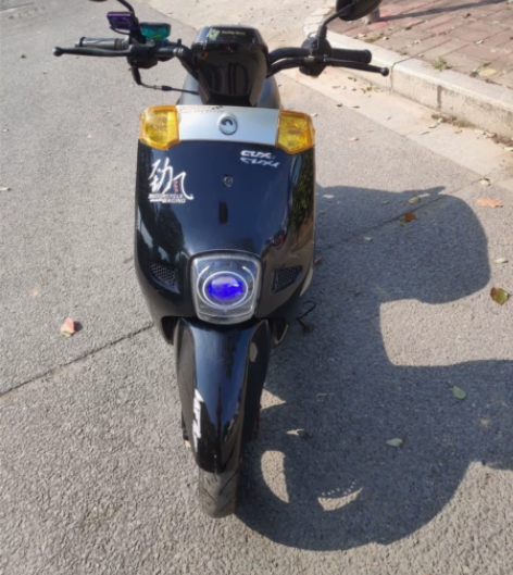 飞鹰酷奇100cc 化油器版 三无 改装后...
