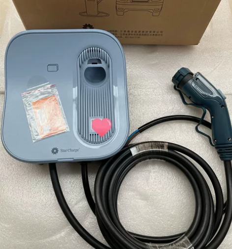 星星充电弯月款7kw充电桩 220v 32...