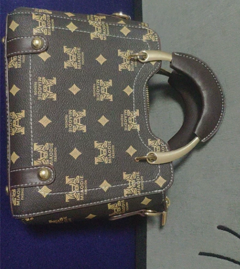 喵小姐新品生日礼物女时尚女包新款韩版斜挎小...