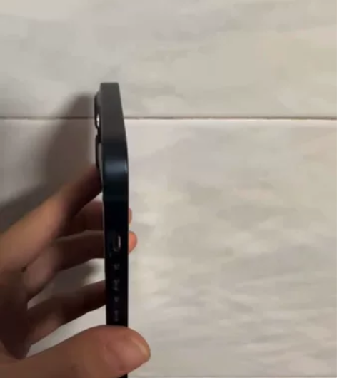 苹果13原装拆机中框后壳 黑色 玻璃有漏光...