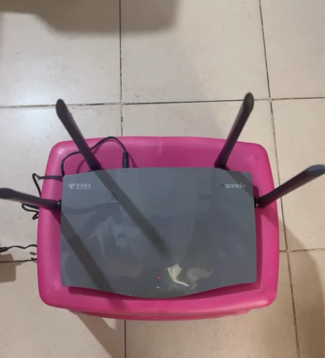 中国电信 路由器 腾达AX1800，wif...