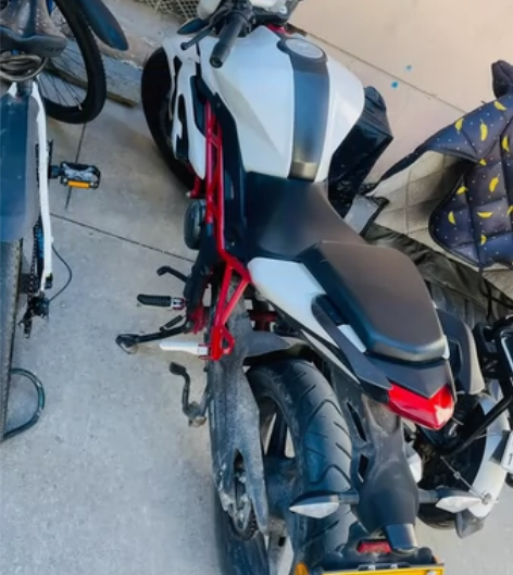 钱江贝纳利红宝龙150i 21年车  二手...