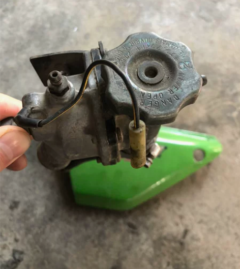 川崎ZRX400又称猪头400原装节温器，...
