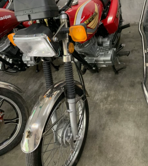 摩托跑车 出售全新鬼火与跑车 公路赛 机车...