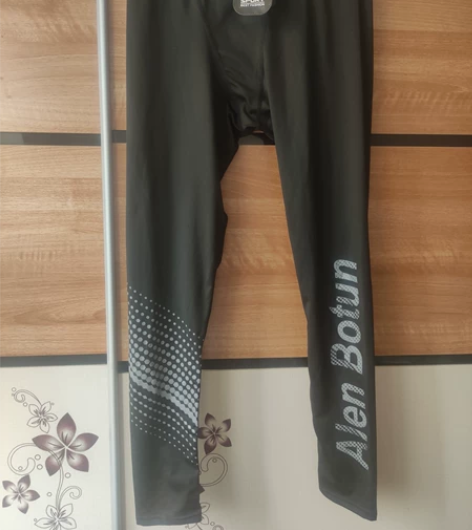 艾伦伯顿健身运动裤 尺码:L码  裤腰72...