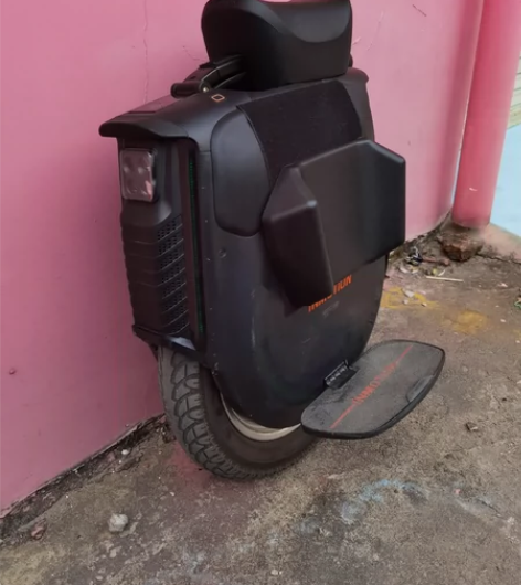 乐行天下v12。高速独轮车。总里程555。...