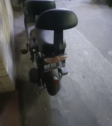 台铃电动车,公司抽奖抽的,因为要搬家8成新...