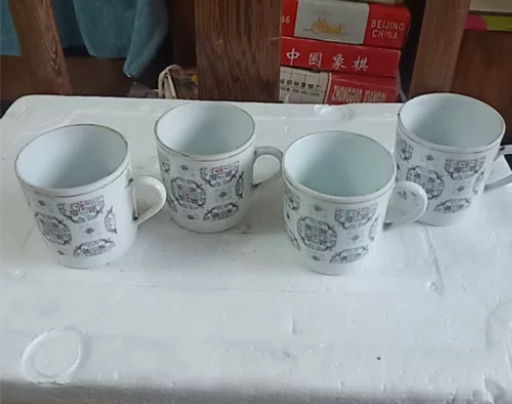 景德镇老杯子四个，老厂货，567，三个全品...