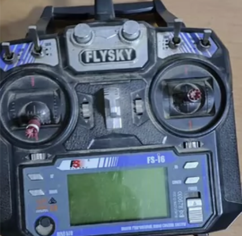 富斯i6遥控器，装电池的，无接收机，之前飞...
