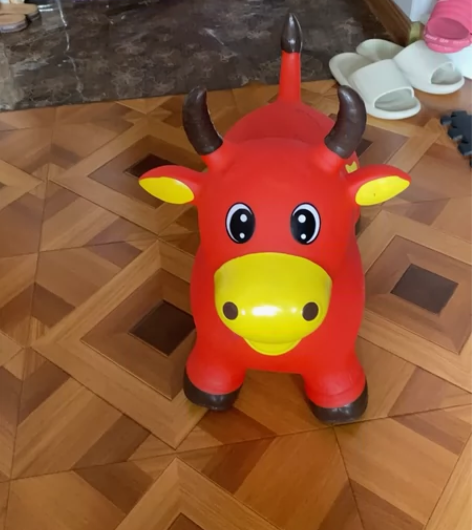 哈哈球品牌跳跳牛，有需要的可以联系我，九成...