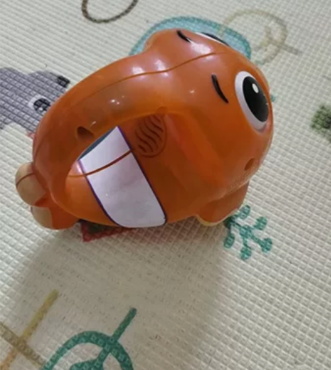 小泰克尼莫小鱼音乐玩具车 9成以上新，功能...