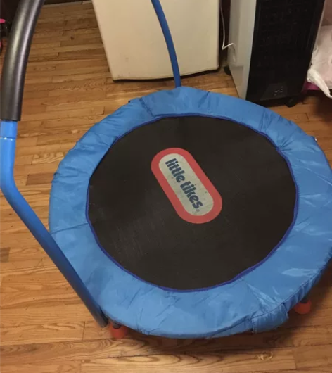 美国小泰克正品蹦床，明显使用痕迹，扶手可以...