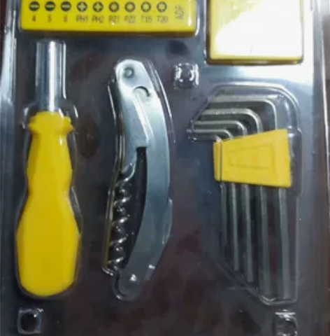 瑞德18件双泡壳工具包，全新 感兴趣的话点...