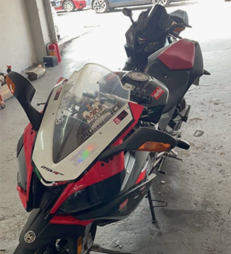 阿普利亚gpr150 个人车 粤J户，手续...