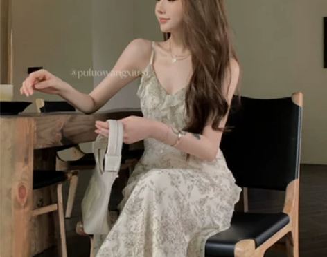 【狂欢价】法式温柔风碎花吊带连衣裙女夏气质...