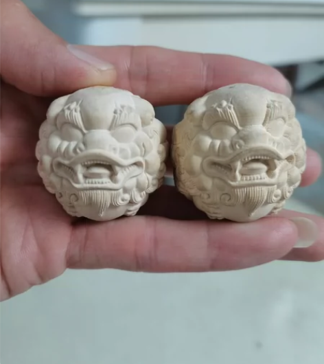 纯木雕刻，简直太完美了！原木，原木！ 有一...