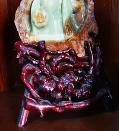 岫玉老玉件，石包玉寿星公。高32厘米，宽2...