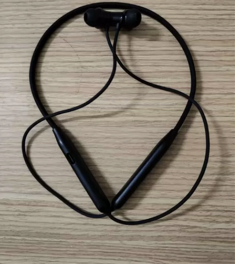 一加颈挂式耳机 OnePlus Bulle...