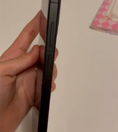 vivo15 能开机 有摔坏 修过一次 1...