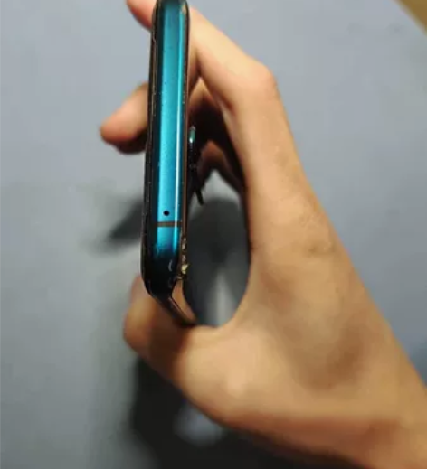 OPPO ACE 8+256 伊拉克战损版...