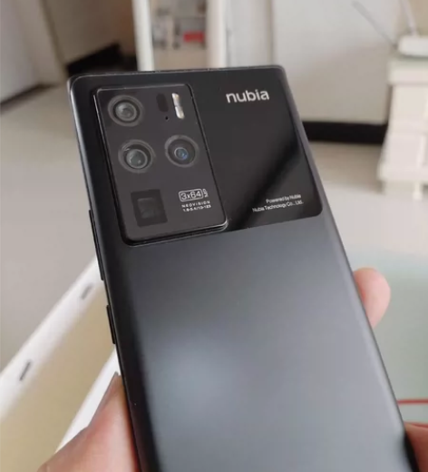 ?努比亚Z30PRO星际黑，可以拍星星的手...
