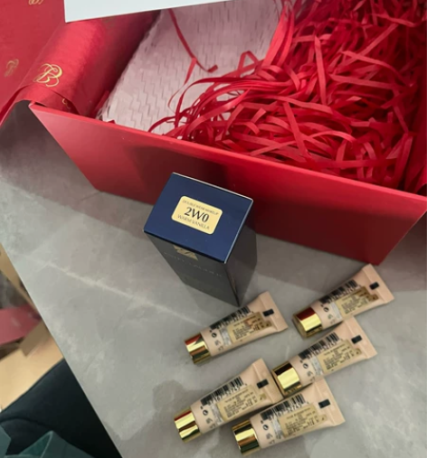 雅诗兰黛dw 粉底液17号，1w1 赠送的...