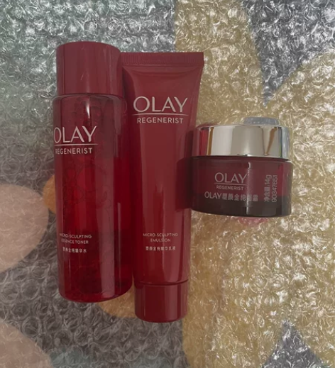 （OLAY）大红瓶护肤品套装女士水乳补水抗...