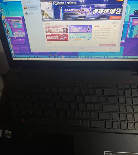 自用一手笔记本，华硕飞行堡垒系列，没事看看...