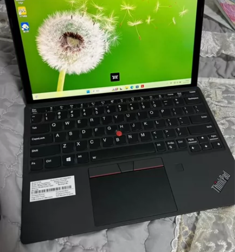ThinkPad X12 Detachab...